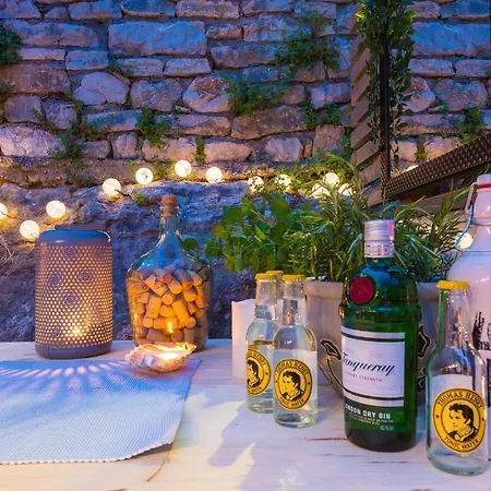 Calendula * Novigrad (Dalmatia)